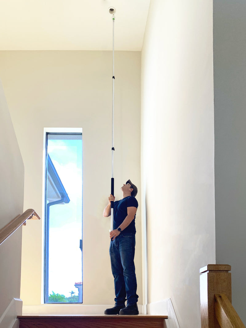 STAUBER BEST- Bulb Changer Kit with Aluminum Extension Pole/ 4 ft-9 ft